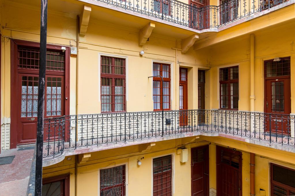 Bpm: Dob70 Classic Apartment In Downtown Budapesta Cameră foto